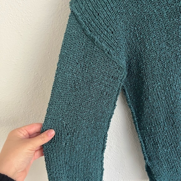 Rachel Zoe Woman Green V-Neck  Oversized Sweater, Size M - Picture 3 of 16